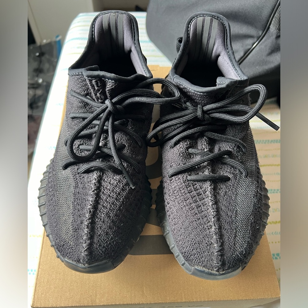 Yeezy 350 - 6.5 - used